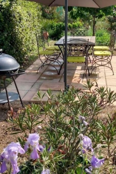 אופס Spacieuse Villa Avec Jardin A Deux Pas Du Centre מראה חיצוני תמונה