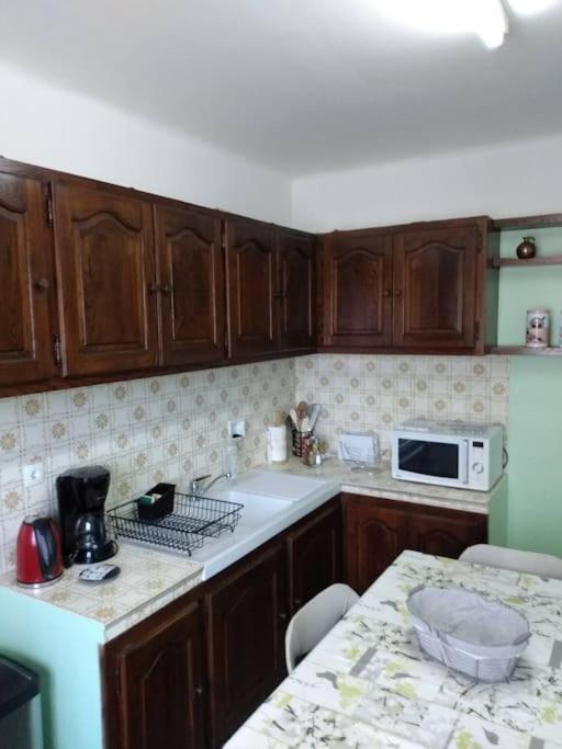 אופס Spacieuse Villa Avec Jardin A Deux Pas Du Centre מראה חיצוני תמונה